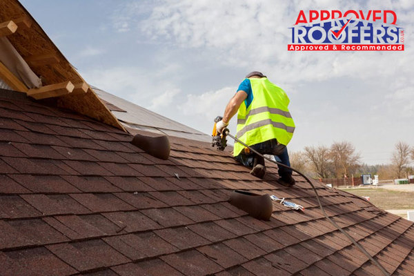 Benefits Of Hiring Local Roofing Contractors
